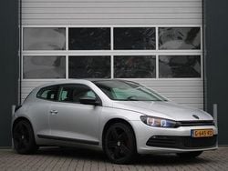 Grijs, metallic lak Gebruikt 2011 VW Scirocco Highline Coupé | € 2.999 (Super prijs)