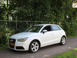 Wit Gebruikt 2013 Audi A1 Sportback Attraction Hatchback | € 12.950 (Eerlijke prijs)