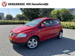 Rood Gebruikt 2008 VW Fox Trendline Hatchback | € 3.650 (Duur)