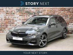 Grijs (metallic) Gebruikt 2020 BMW 318 Executive Stationwagen | € 26.950 (Eerlijke prijs)