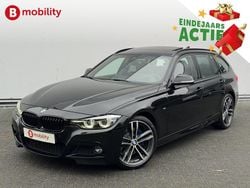 Zwart (metallic) Gebruikt 2019 BMW 320 Executive Stationwagen | € 24.895 (Goede deal)