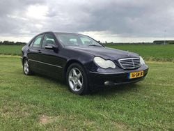 Blauw Gebruikt 2001 Mercedes C240 Elegance Sedan | € 4.500 (Duur)
