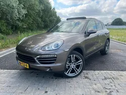 Bruin Gebruikt 2012 Porsche Cayenne SUV | € 19.499