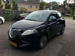 Zwart Gebruikt 2011 Lancia Ypsilon Gold Hatchback | € 4.999 (Eerlijke prijs)