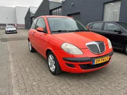 Rood Gebruikt 2006 Lancia Ypsilon Hatchback | € 750 (Goede deal)