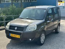 Grijs Gebruikt 2009 Fiat Doblò Family MPV | € 6.750 (Duur)