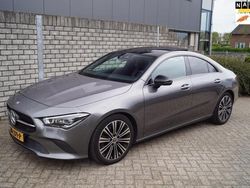 Grijs Gebruikt 2019 Mercedes CLA220 Premium Plus Sedan | € 27.450 (Goede deal)