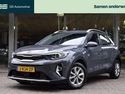 Grijs Gebruikt 2020 Kia Stonic SUV | € 14.995 (Eerlijke prijs)