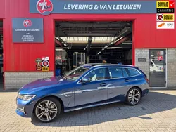 Blauw Gebruikt 2022 BMW 330e Comfort Edition Stationwagen | € 37.950 (Super prijs)