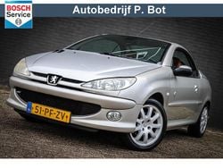 Grijs Gebruikt 2004 Peugeot 206 Roland Garros Cabriolet | € 2.450 (Iets duurder)