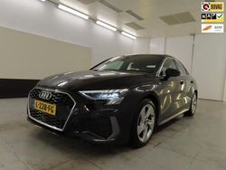 Zwart Gebruikt 2021 Audi A3 Sedan | € 23.999 (Eerlijke prijs)