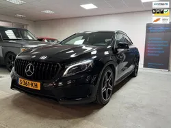 Zwart Gebruikt 2015 Mercedes GLA200 Ambition SUV | € 18.990 (Eerlijke prijs)