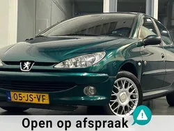 Groen Gebruikt 2002 Peugeot 206 Roland Garros Hatchback | € 1.495 (Eerlijke prijs)