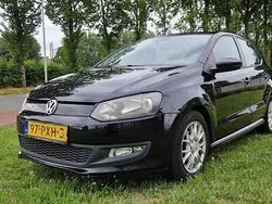 Zwart Gebruikt 2011 VW Polo Comfortline Hatchback | € 1.750 (Eerlijke prijs)