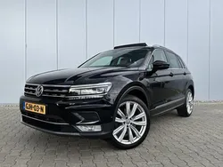 Zwart, metallic lak Gebruikt 2016 VW Tiguan Highline SUV | € 21.990 (Eerlijke prijs)