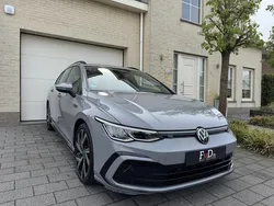 Grijs Gebruikt 2022 VW Golf VIII R-line Stationwagen | € 30.950 (Eerlijke prijs)