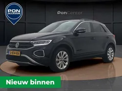 Zwart Gebruikt 2024 VW T-Roc Business SUV | € 25.950 (Goede deal)