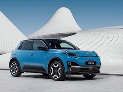 Blauw Nieuw 2025 Nissan Micra Advance Hatchback | € 31.590