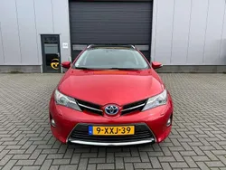 Rood Gebruikt 2014 Toyota Auris Touring Sports Stationwagen | € 11.500 (Eerlijke prijs)