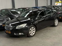 Zwart Gebruikt 2010 Opel Insignia Edition Sedan | € 4.999 (Goede deal)