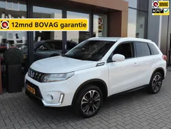 Wit, metallic lak Gebruikt 2021 Suzuki Vitara Style SUV | € 20.990 (Goede deal)