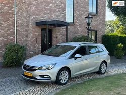 Grijs Gebruikt 2016 Opel Astra Business Stationwagen | € 6.440 (Eerlijke prijs)