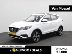 Wit Gebruikt 2020 MG ZS Luxury Sedan | € 14.995 (Eerlijke prijs)