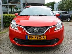 Rood, andere lak Gebruikt 2017 Suzuki Baleno Exclusive Hatchback | € 13.950 (Eerlijke prijs)