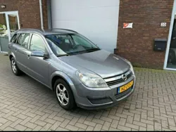 Grijs Gebruikt 2006 Opel Astra Essentia Stationwagen | € 1.000 (Eerlijke prijs)