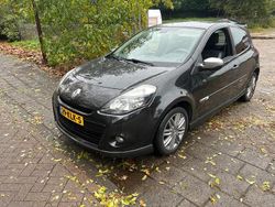 Zwart Gebruikt 2010 Renault Clio II GT Hatchback | € 2.950 (Super prijs)