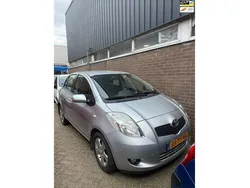Grijs Gebruikt 2006 Toyota Yaris Luna Hatchback | € 4.450 (Eerlijke prijs)