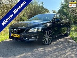 Zwart Gebruikt 2013 Volvo V60 Summum Stationwagen | € 9.950 (Iets duurder)