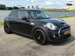 Zwart Gebruikt 2015 Mini Cooper S Chili Hatchback | € 10.944 (Super prijs)
