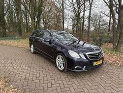 Blauw Gebruikt 2009 Mercedes E350 Stationwagen | € 12.000
