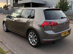 Grijs Gebruikt 2014 VW Golf Highline Coupé | € 11.000