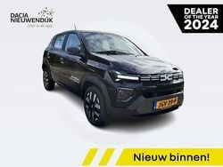 Zwart Nieuw 2025 Dacia Spring Extreme Hatchback | € 20.925 (Duur)
