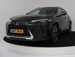 Zwart metallic Gebruikt 2024 Lexus UX 300e Executive Line SUV | € 58.950