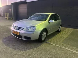 Grijs Gebruikt 2006 VW Golf V Trendline Hatchback | € 4.450 (Eerlijke prijs)