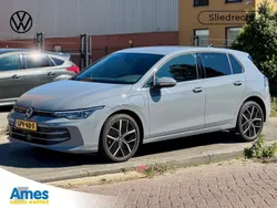 Grijs Gebruikt 2024 VW Golf VIII Edition Hatchback | € 38.995 (Iets duurder)