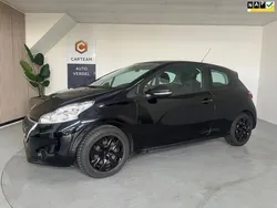 Zwart Gebruikt 2014 Peugeot 208 Access Hatchback | € 5.950