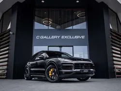 Zwart Gebruikt 2020 Porsche Cayenne Turbo S SUV | € 134.995
