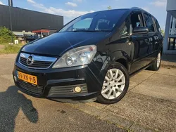 Zwart Gebruikt 2007 Opel Zafira Executive MPV | € 2.500 (Goede deal)