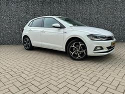 Wit Gebruikt 2020 VW Polo Highline Hatchback | € 20.999 (Goede deal)