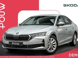 Zilver Gebruikt 2025 Skoda Octavia First Edition Hatchback | € 32.900 (Eerlijke prijs)