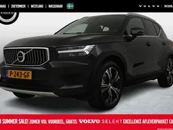 Zwart Gebruikt 2022 Volvo XC40 Inscription SUV | € 34.490 (Eerlijke prijs)
