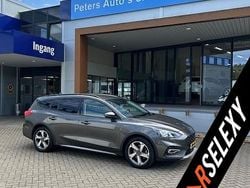 Grijs Gebruikt 2022 Ford Focus Active Stationwagen | € 25.490 (Iets duurder)