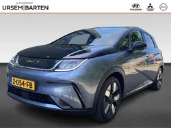Zwart Gebruikt 2024 BYD Dolphin Design Hatchback | € 26.930 (Eerlijke prijs)