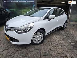 Wit Gebruikt 2013 Renault Clio IV Dynamique Hatchback | € 3.999 (Eerlijke prijs)