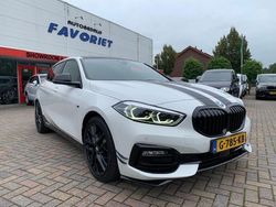 Wit Gebruikt 2019 BMW 118 M Sport Hatchback | € 22.900 (Iets duurder)