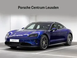 Blauw Gebruikt 2024 Porsche Taycan Sedan | € 89.900 (Eerlijke prijs)